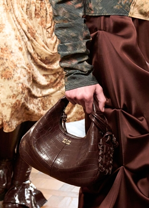 Hobo mini croco bag Chocolate Fondant A7291 Ganni 